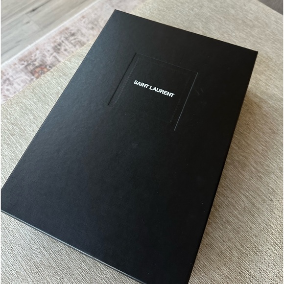 Saint Laurent Medium Lou Star Print Camera Bag - Picture 5 of 6